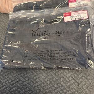 Thirty-One Pocket-A-Tote in Charcoal Gray